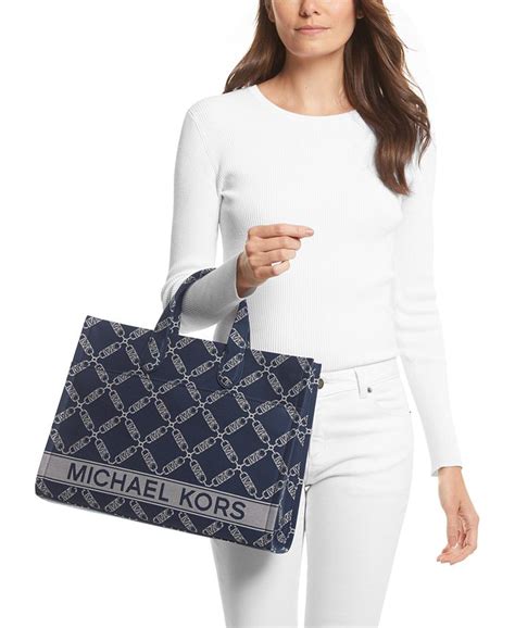 gigi logo grab tote